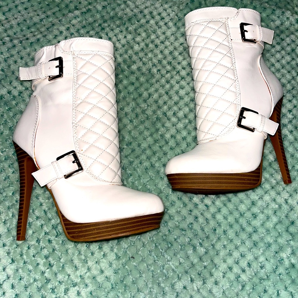 Over the Ankle heeled boots